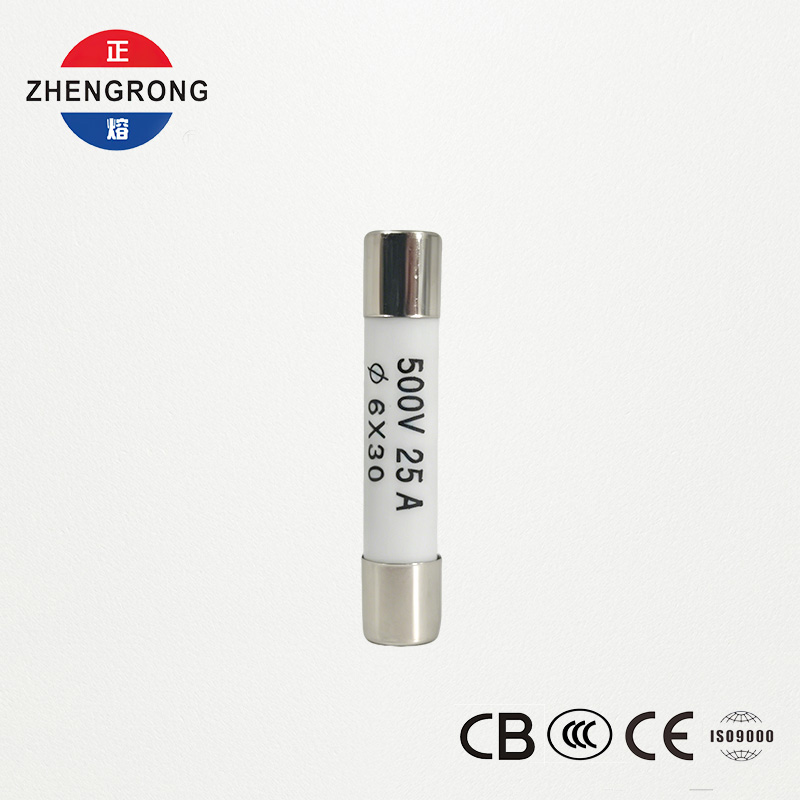 Hochwertige 6*30mm R058-Sicherungen 25A für internationale Händler