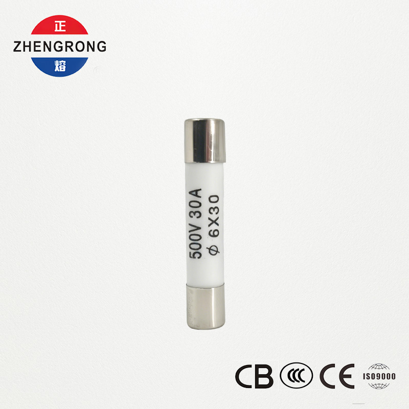 Hochwertige 6*30 mm R058-Sicherungen 30 A für internationale Händler
